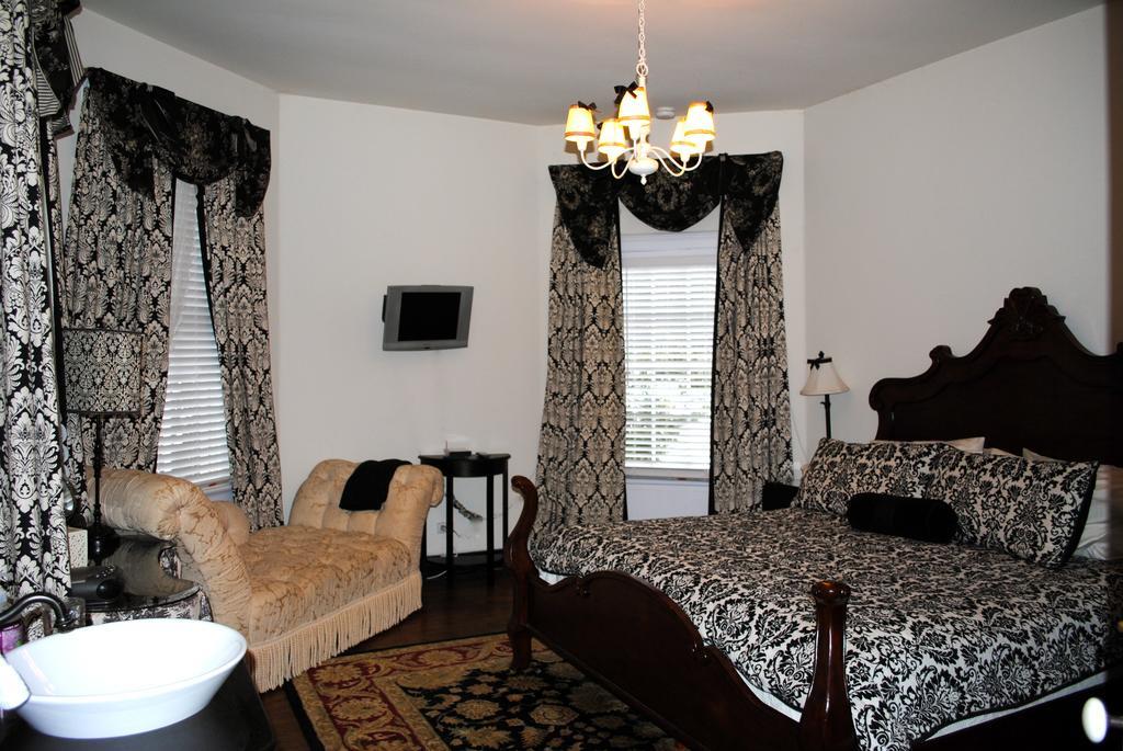 Inn On Poplar Hill Orange Exterior foto