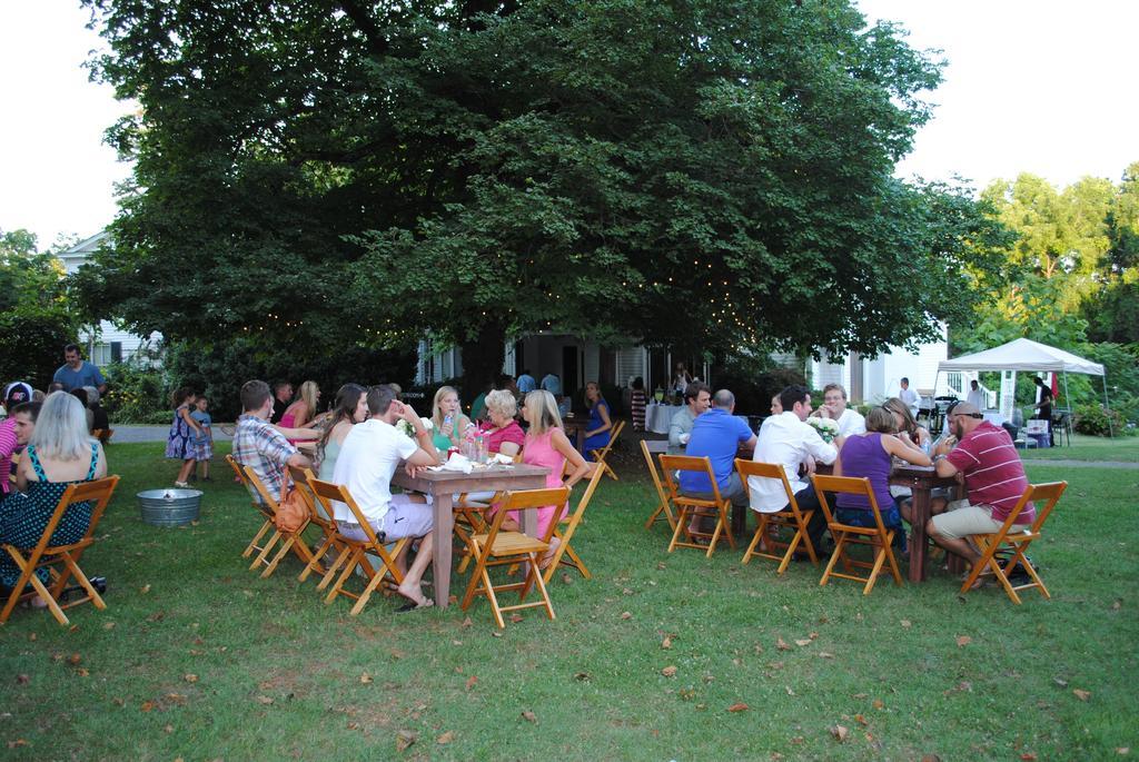 Inn On Poplar Hill Orange Exterior foto